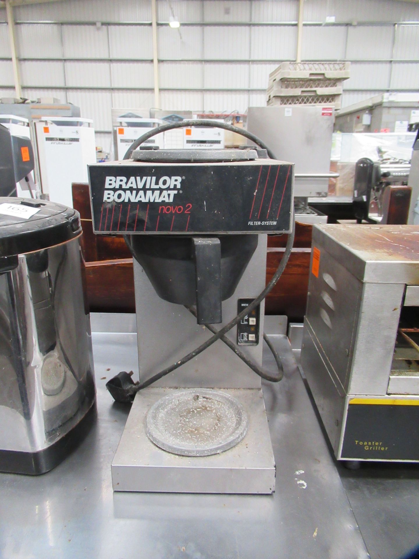 Bravilor Bonamat Novo2 Coffee Machine & a Caterlite 4.25L Water Boiler - Bild 4 aus 6