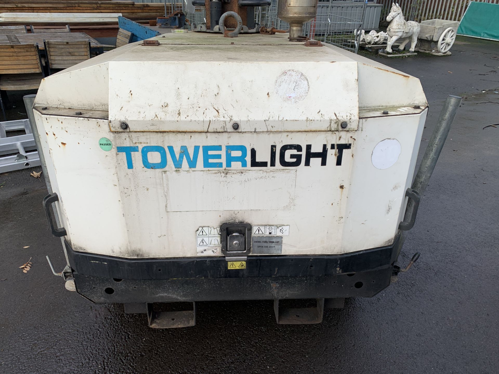 Tower Light Diesel Engine Driven VB-9 Lighting Tower- Towable. - Image 6 of 9