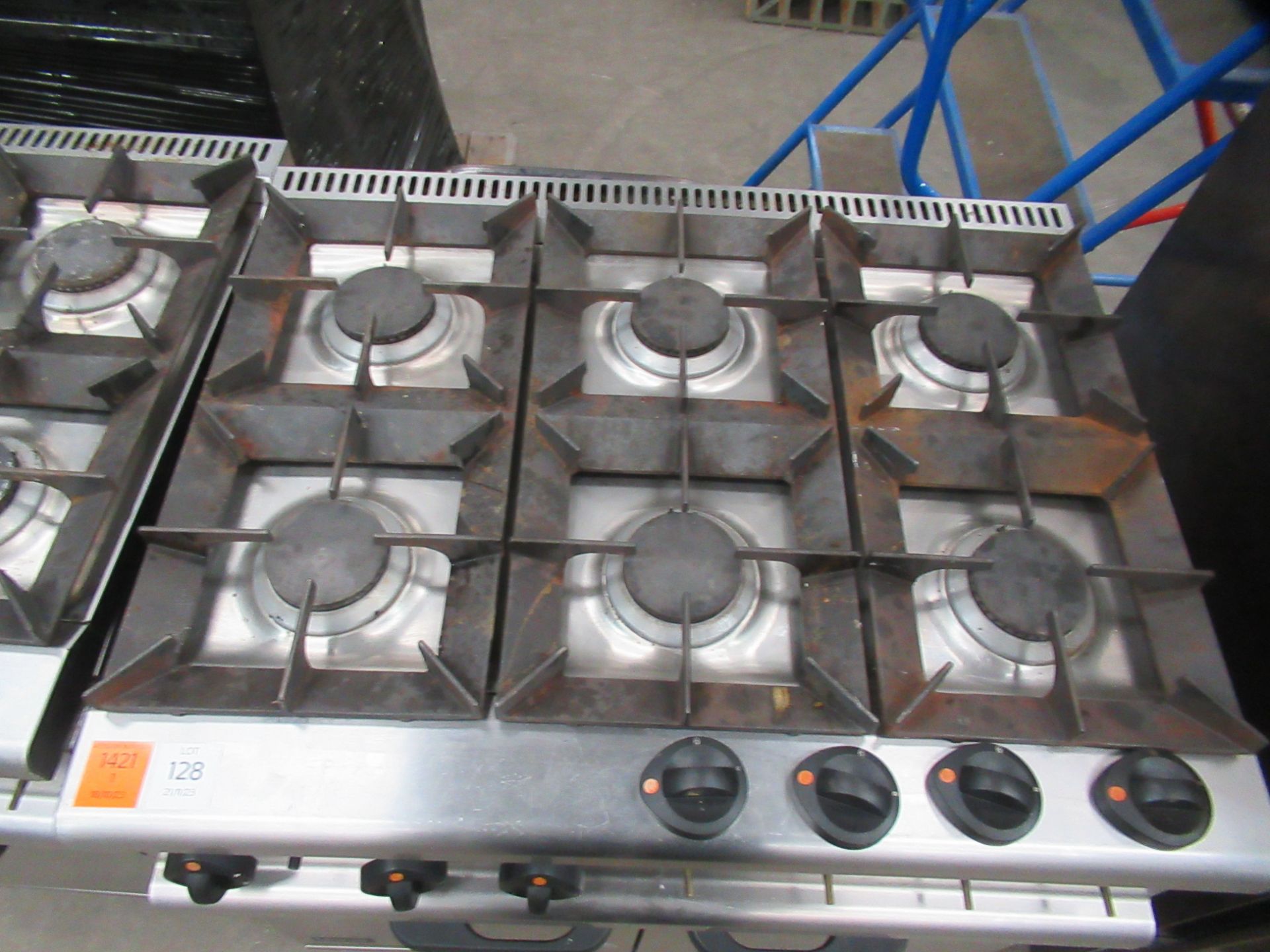Lincat Stainless Steel Commercial Catering Gas Powered 6 Hob Cooker/Oven on Castors - Image 2 of 4