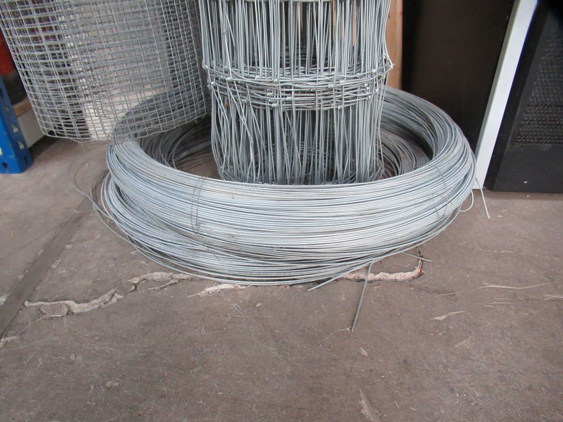 Various Wire Fencing etc - Image 2 of 2