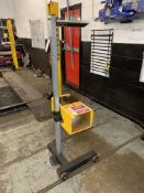 2003 Bradbury Type 2000 Head Lamp Aligner