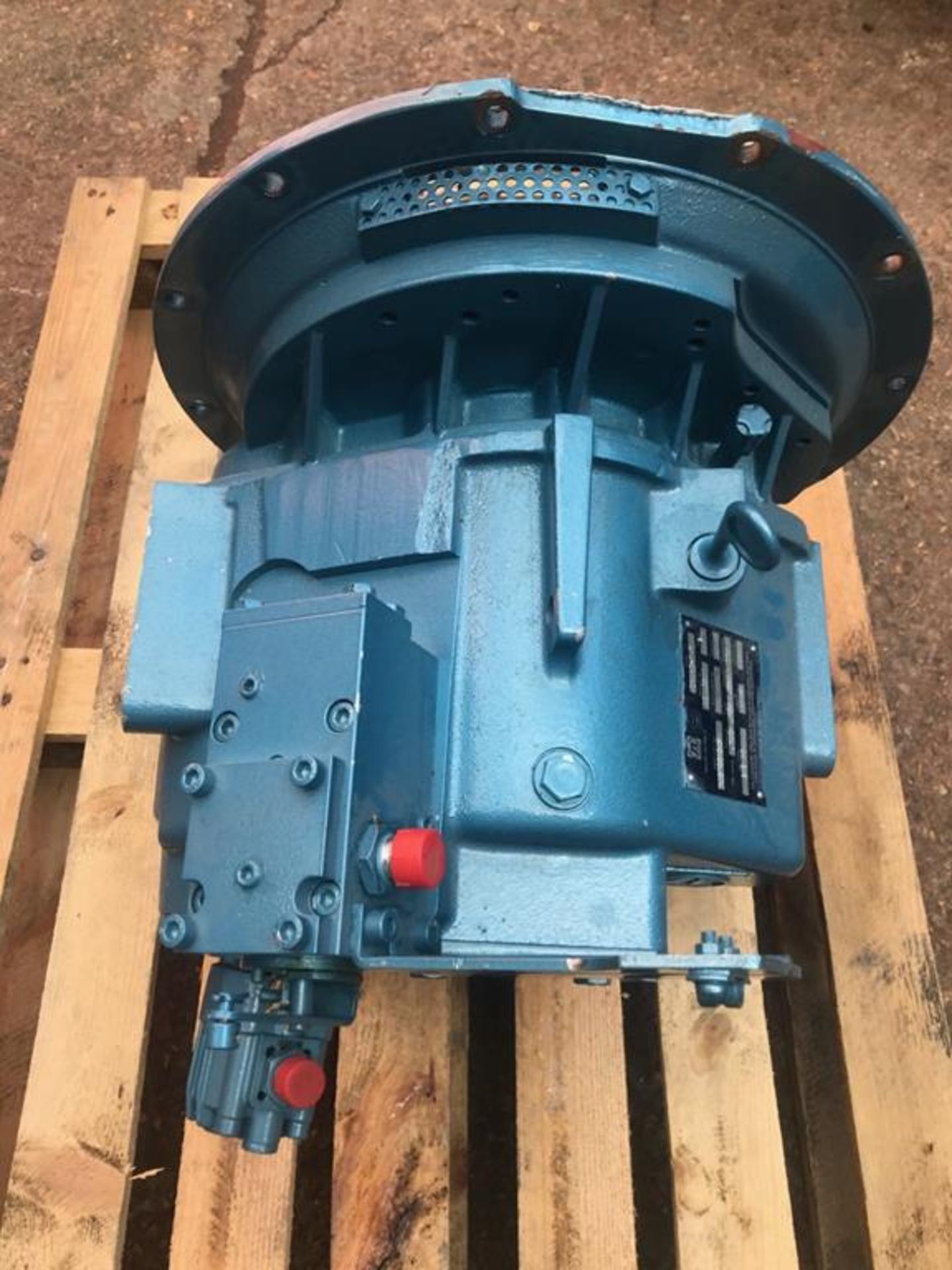 Marine Gearbox: ZF 280 1A Ratio 2.476:1 New - Image 4 of 5