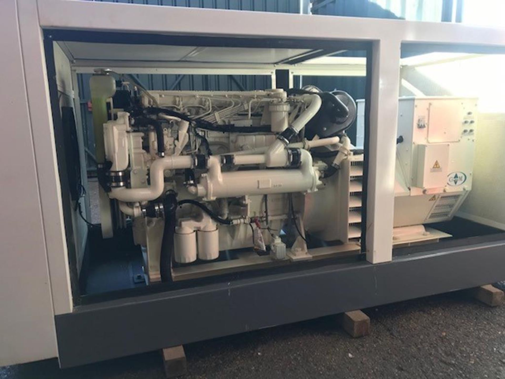 Diesel Generator Marine: Perkins Sabre 157Kva Silent Unused - Image 2 of 9