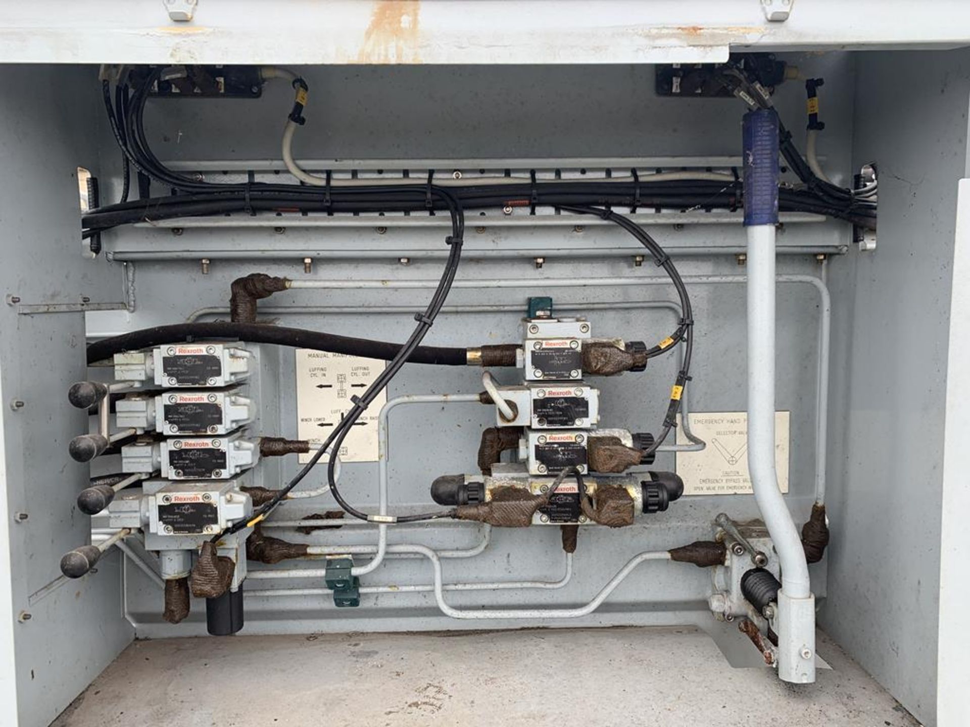 Hydraulic Power pack Ex standby - Image 8 of 8