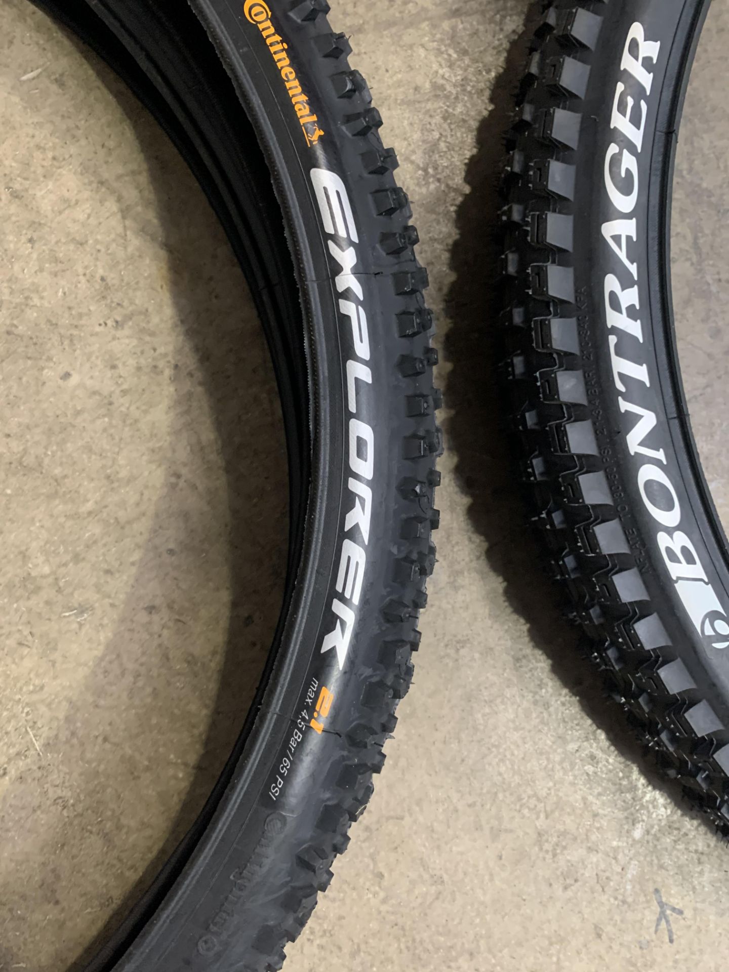Bontrager 27.5 x 2.50 tyre and 2 x Continental 26 x 2.1 tyres - Image 2 of 5