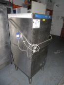 Hobart Commercial Dishwasher, Wash Area 600 x 600mm, Height Closed 1500mm