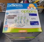 2 x DR Browns natural flow delux new born gift set