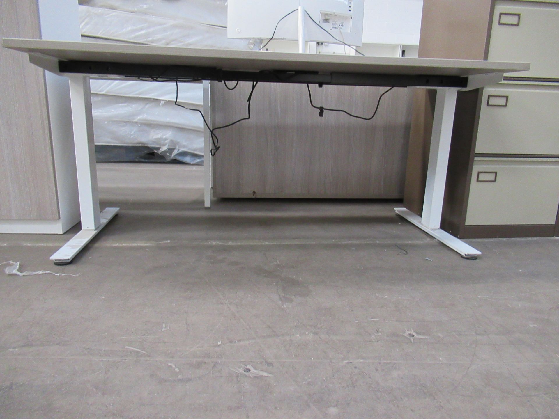An electric rise and fall office desk (H 1200mm max height, H700mm min height, W1600mm, D800mm) - Image 3 of 3