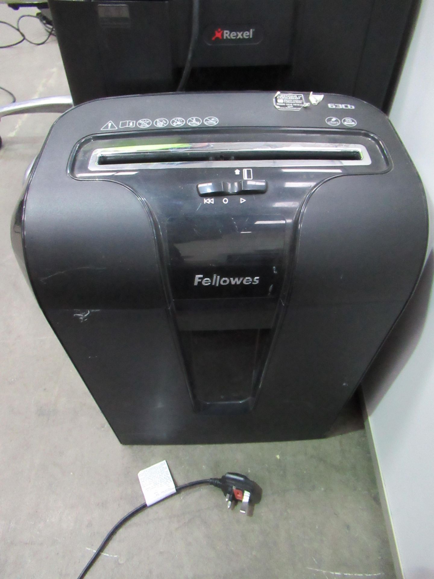 2x Rexel and 1x Fellowes paper shredders - Image 3 of 4