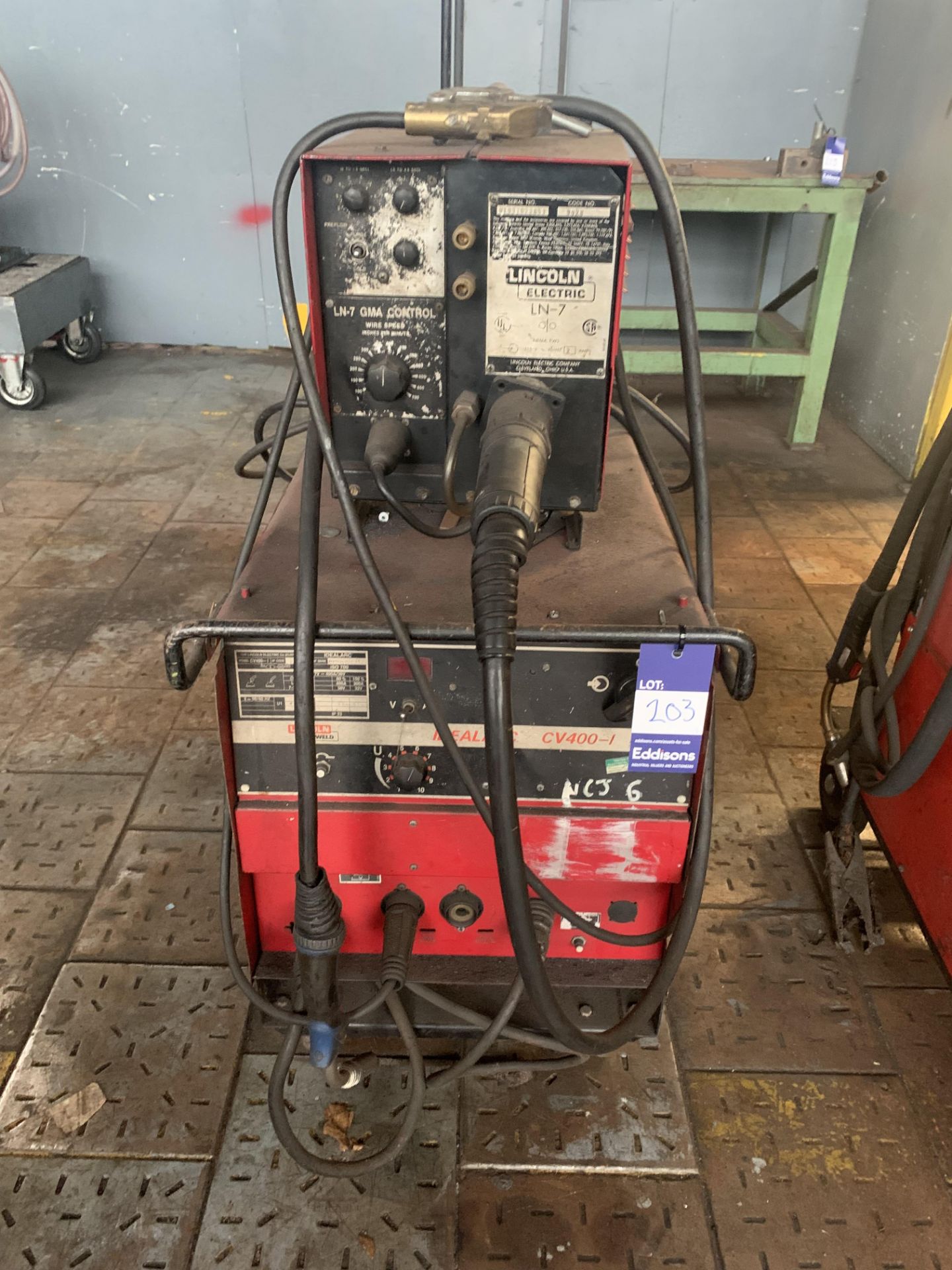 Lincoln Electric Ideal Arc CV400-1 Mig Welder with Auto Electric Feed.
