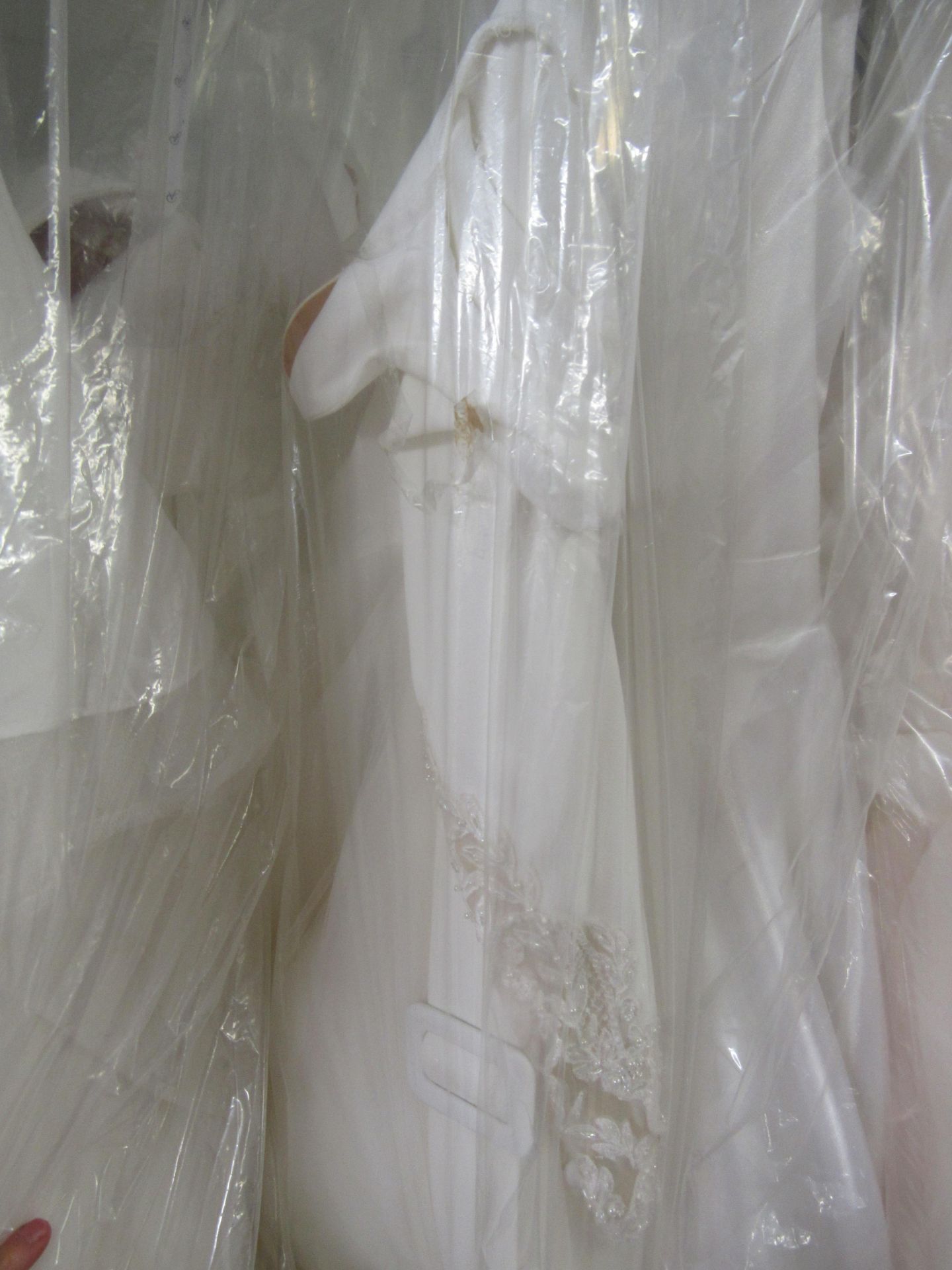 11 various bridal gowns and 2 dresses to rail - Image 5 of 7