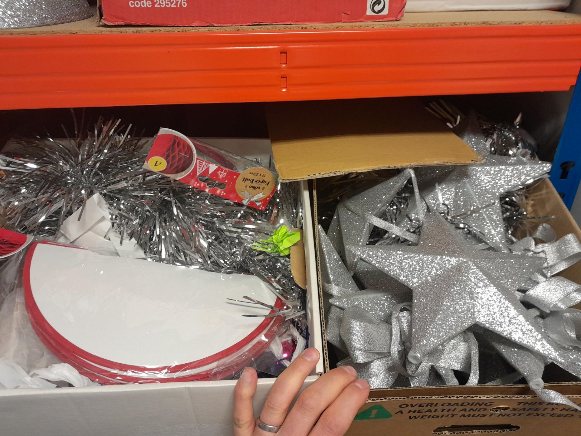 Quantity of associated Christmas decorations - Image 5 of 6