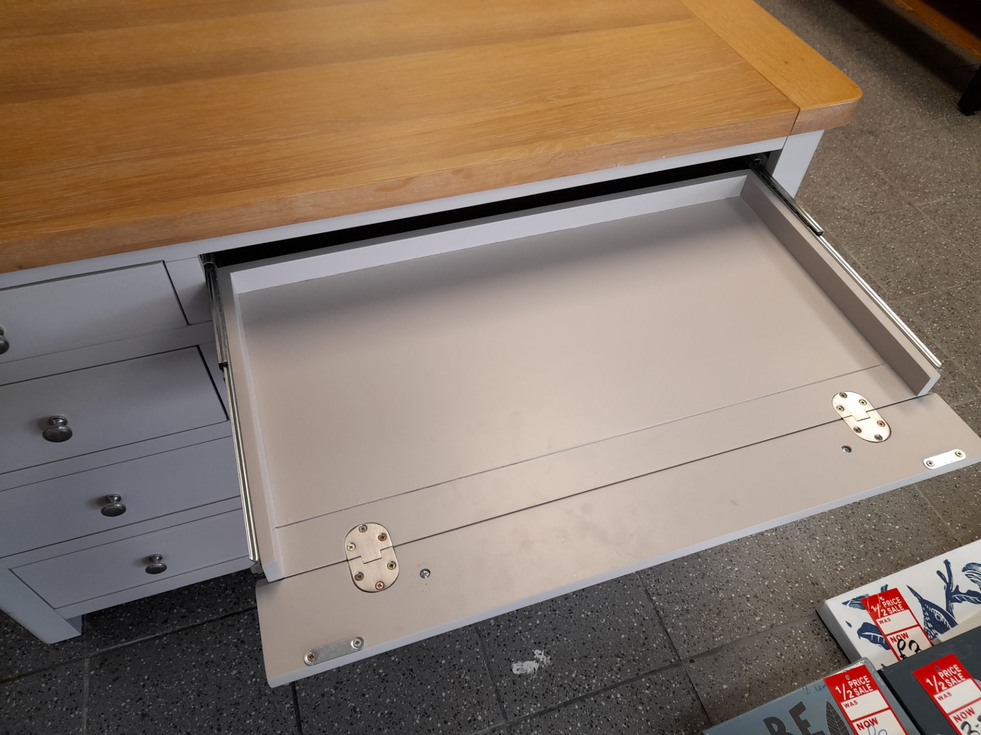 Light grey hidden sideboard desk Approx. 1200mm (h) x 550mm (d) x 800mm (h) - Image 2 of 2