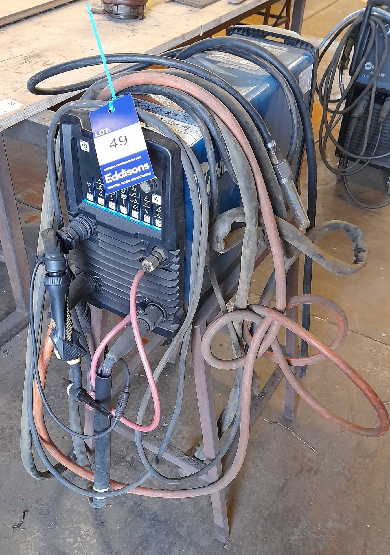 Miller Dynasty 210 mig welder, Serial Number MF400