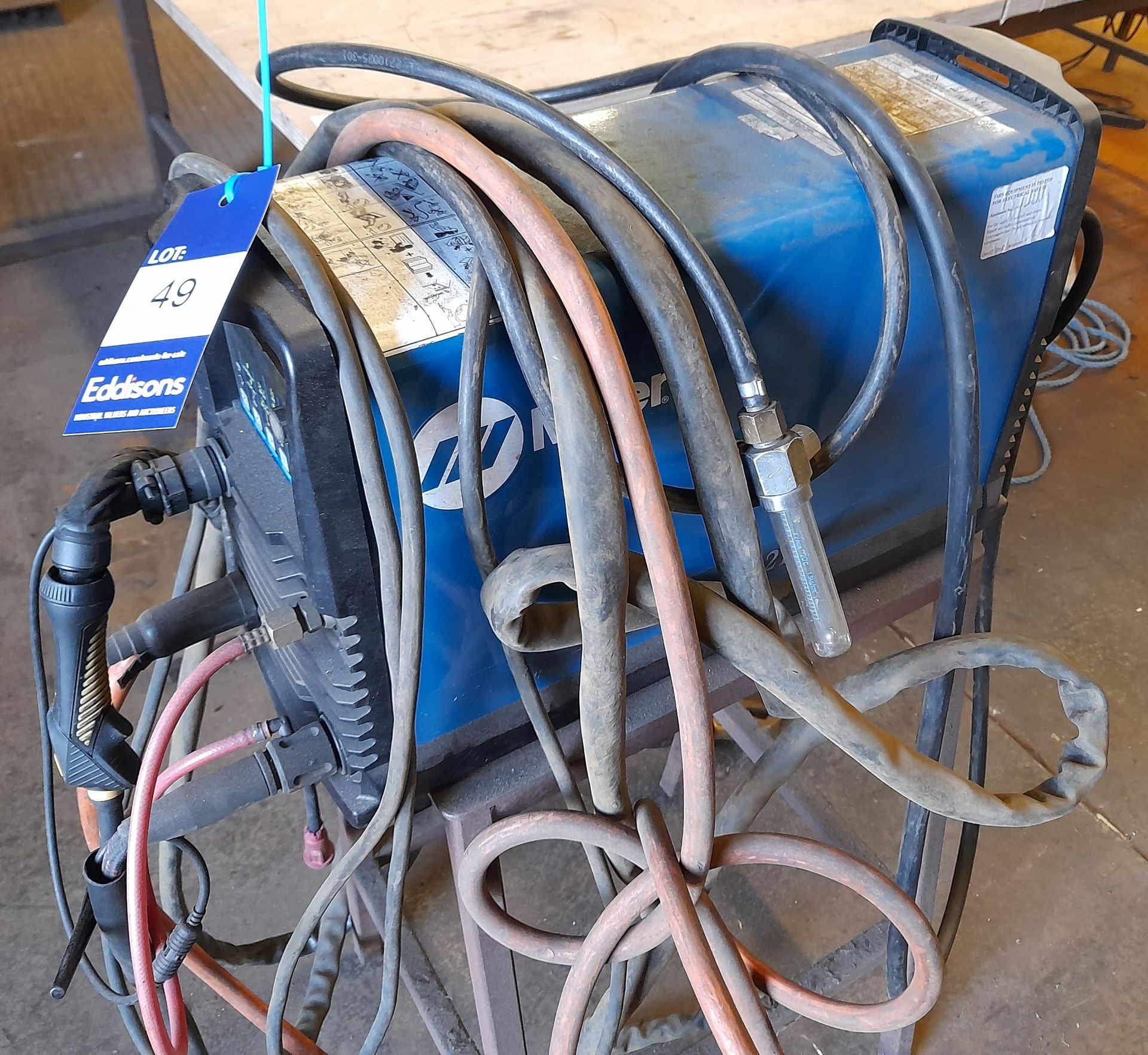 Miller Dynasty 210 mig welder, Serial Number MF400 - Image 2 of 3