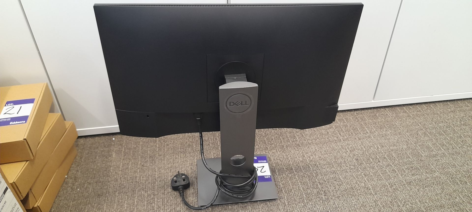 Dell 24” flat panel monitor, P2419H, S/N: CN-06YY30-TV100-898-1QYI-A02 - Image 2 of 3