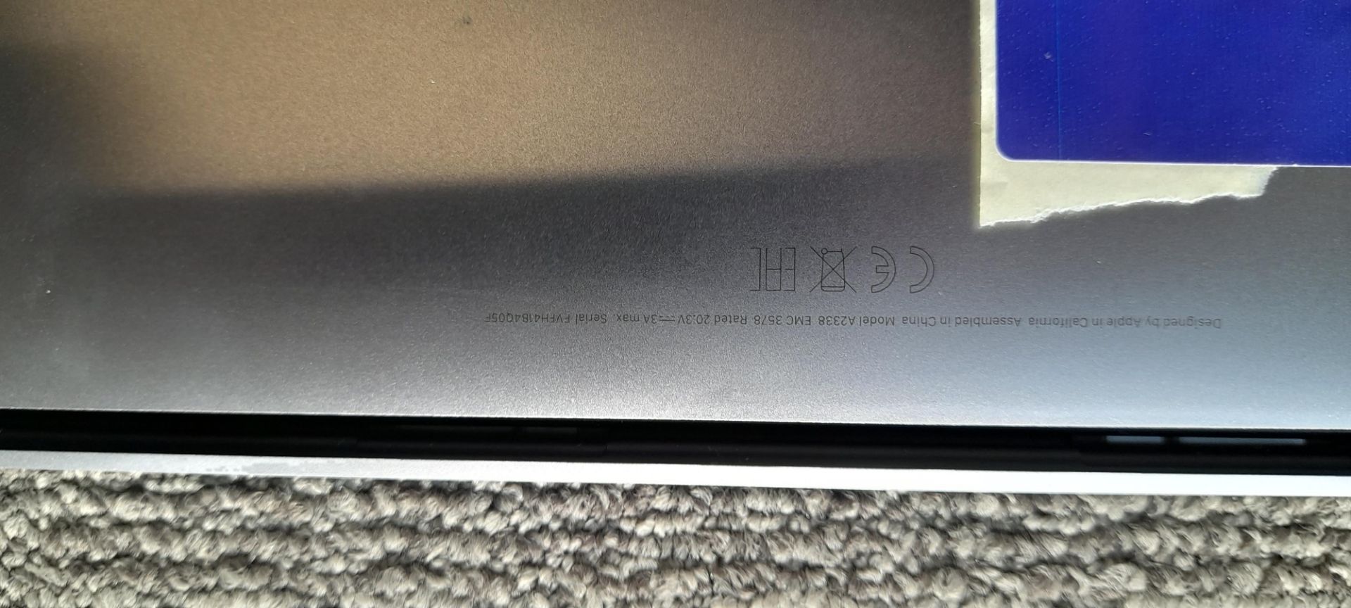 MacBook Pro 13", M1, A2338 EMC 3578, S/N: FVFH41B4Q05F - Screen not working – In recovery mode - Image 3 of 4