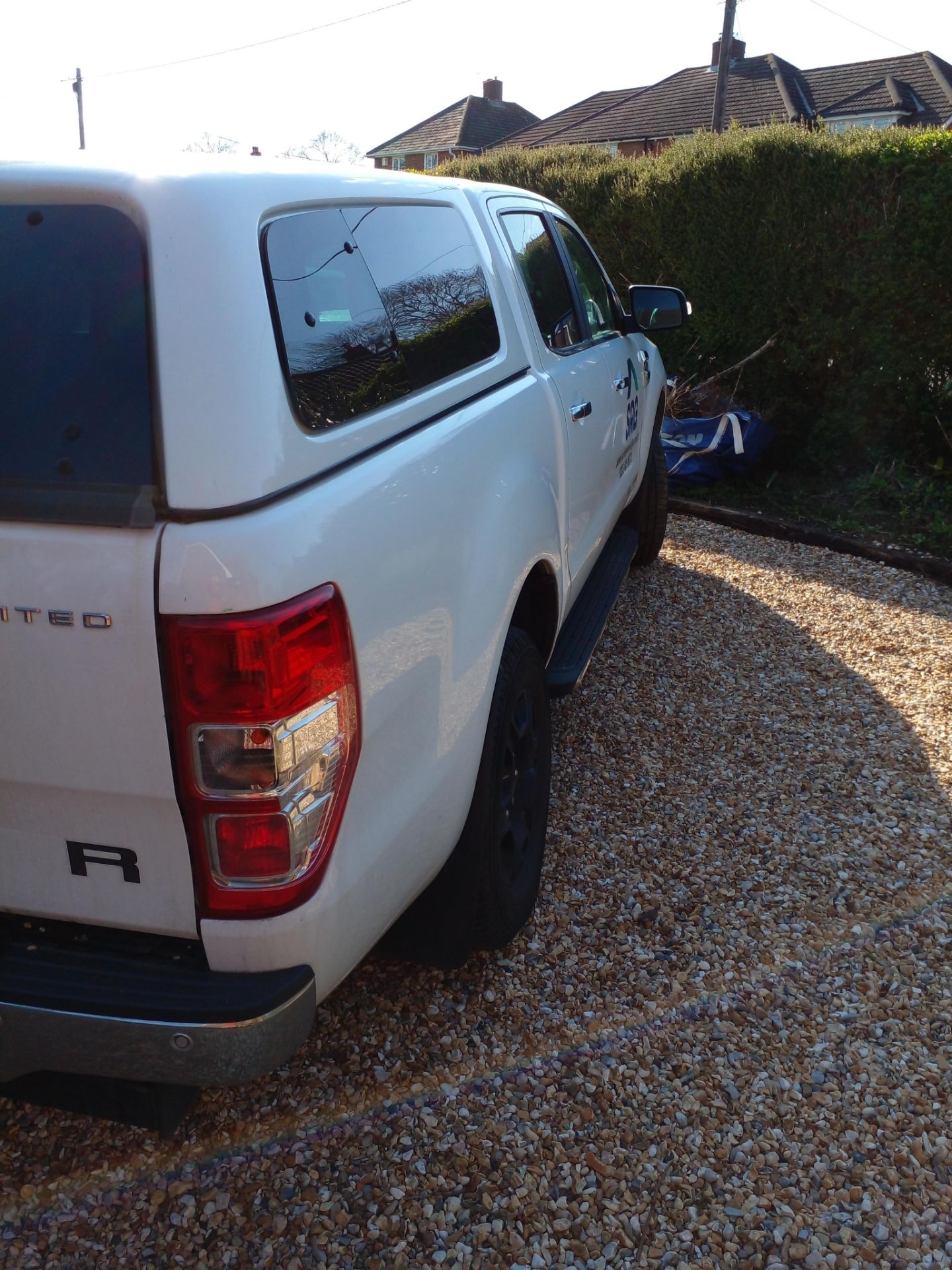 Ford Ranger Limited 2.2 TDCi 4x4 Double Cab Pick Up Truck with Hardtop Canopy and 6 Speed Manual Tra - Image 4 of 11