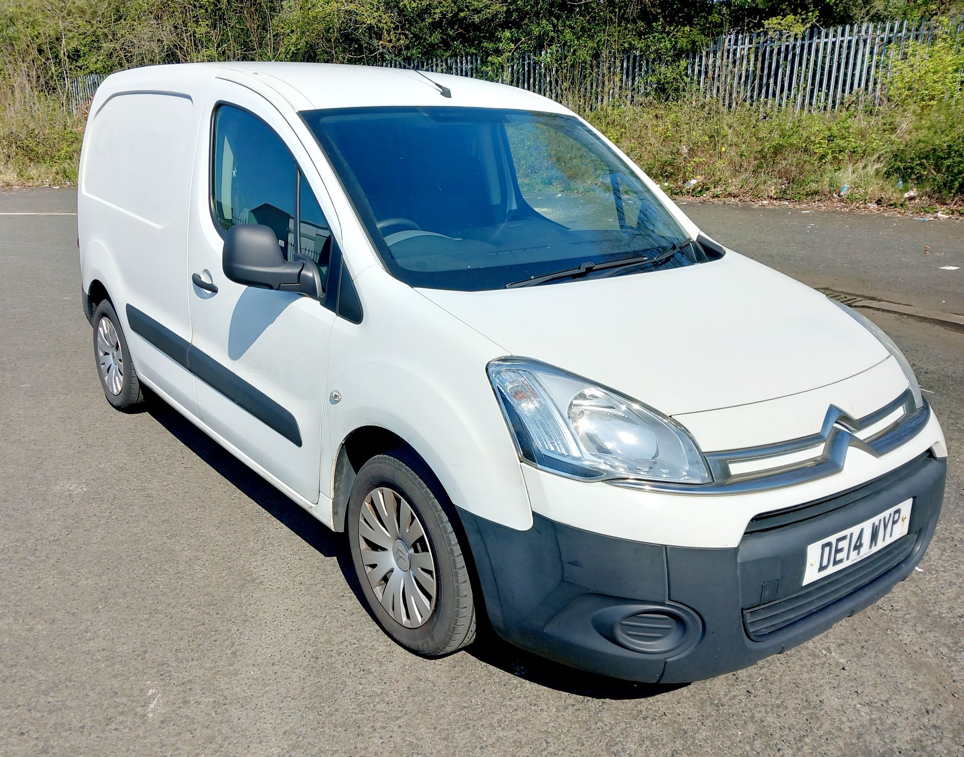 CITROEN BERLINGO L1 DIESEL 1.6 HDi 625Kg Enterprise 75ps. Registration: DE14 WYP. Date First - Image 4 of 8