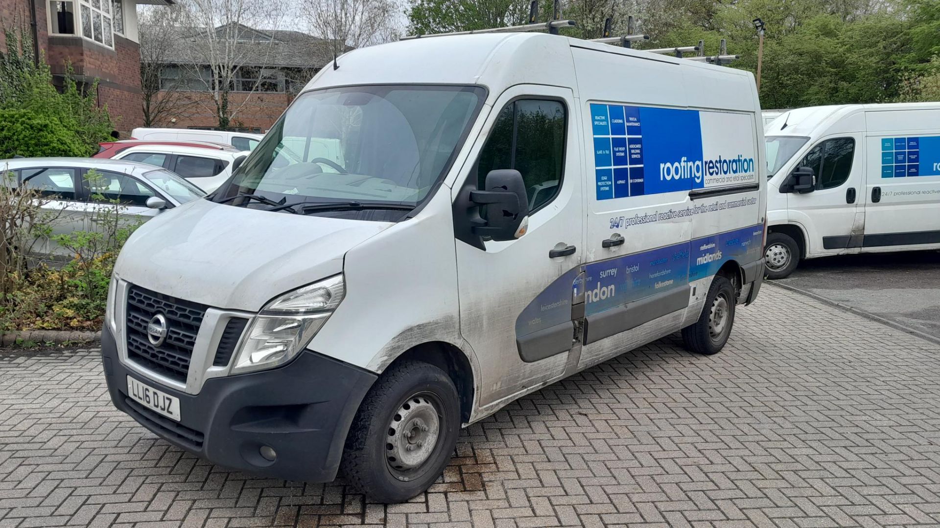 Nissan NV400 Van (Registration Number LL16 DJZ) – 250,094 miles. Runs but has check emissions light. - Image 3 of 10