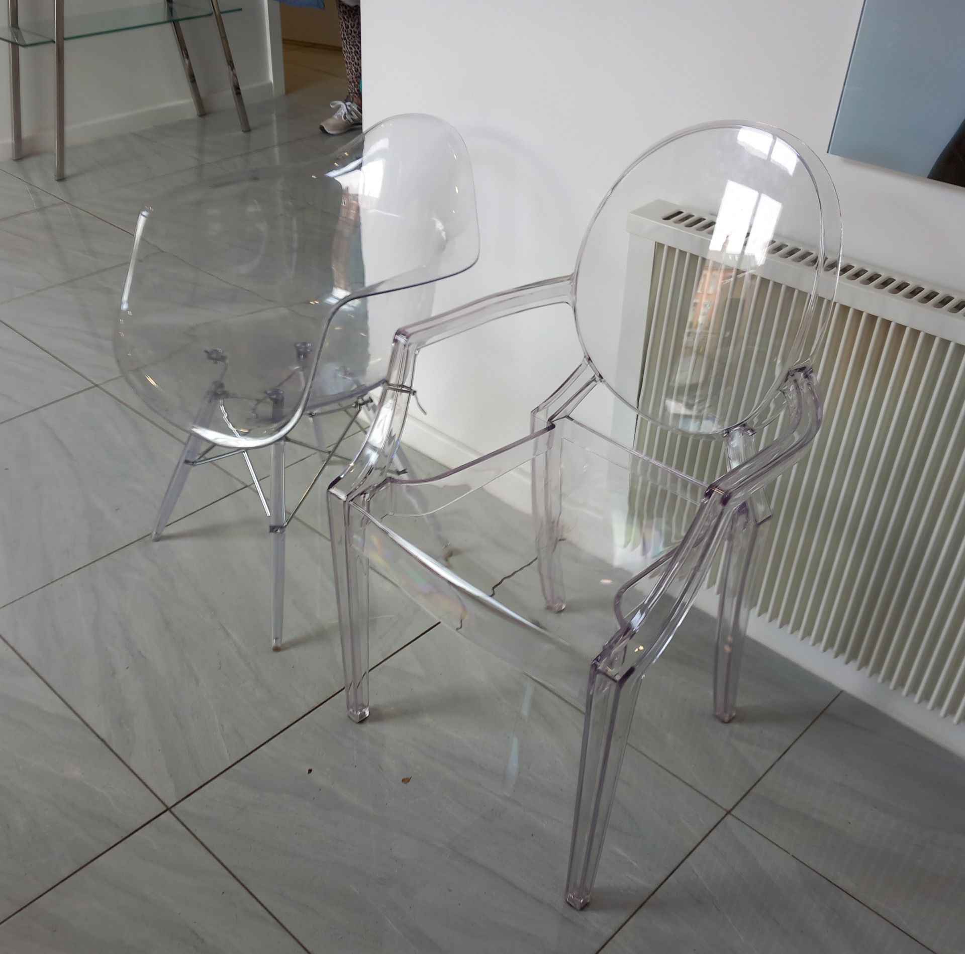 2 x Various Clear Acrylic Chairs - Image 2 of 2
