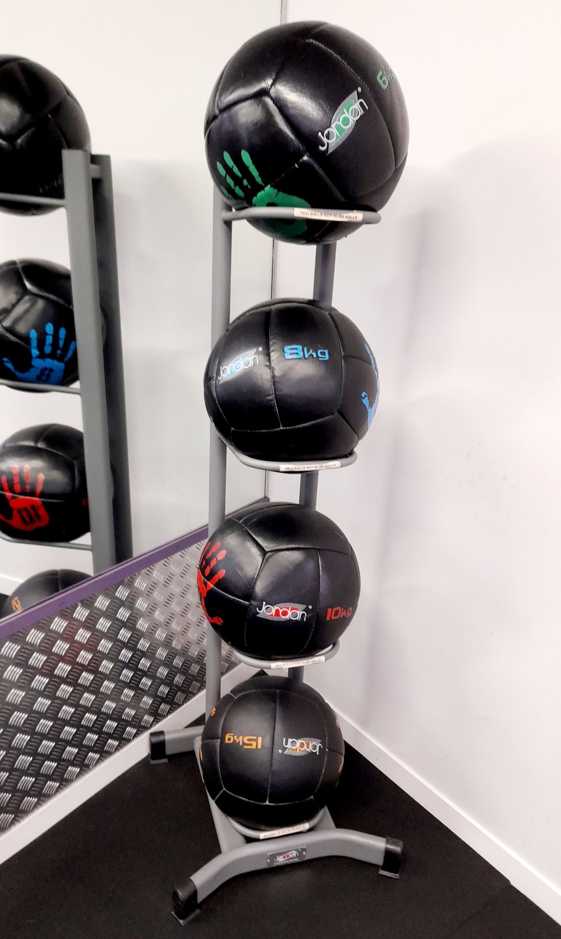 Jordan 4 x Medicine Balls 6-15kg with Stand. This auction contains a COMPOSITE LOT made up of Lots
