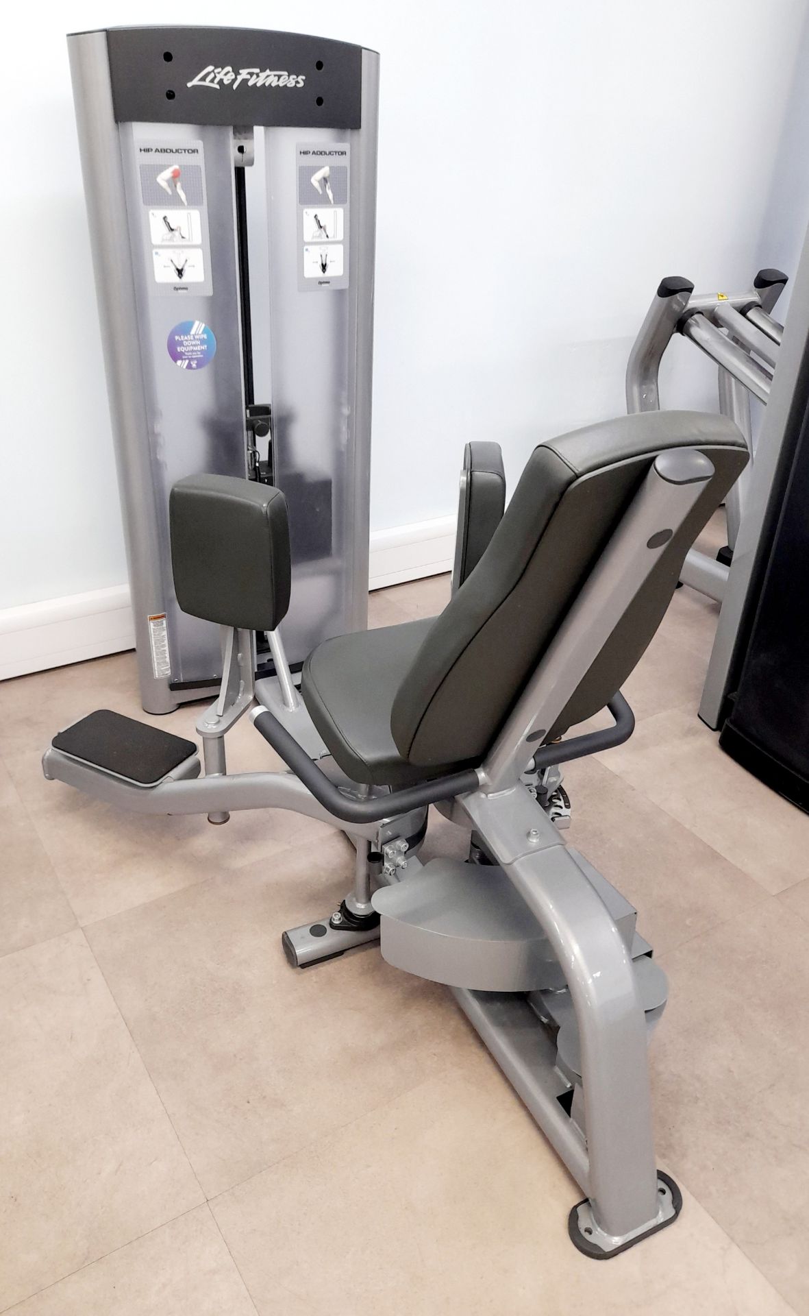 Life Fitness HIP Abductor/Adductor. This auction contains a COMPOSITE LOT made up of Lots 1 to 50 in - Image 2 of 2