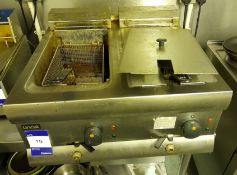 Lincat twin basket fryer (Location – Prudhoe)