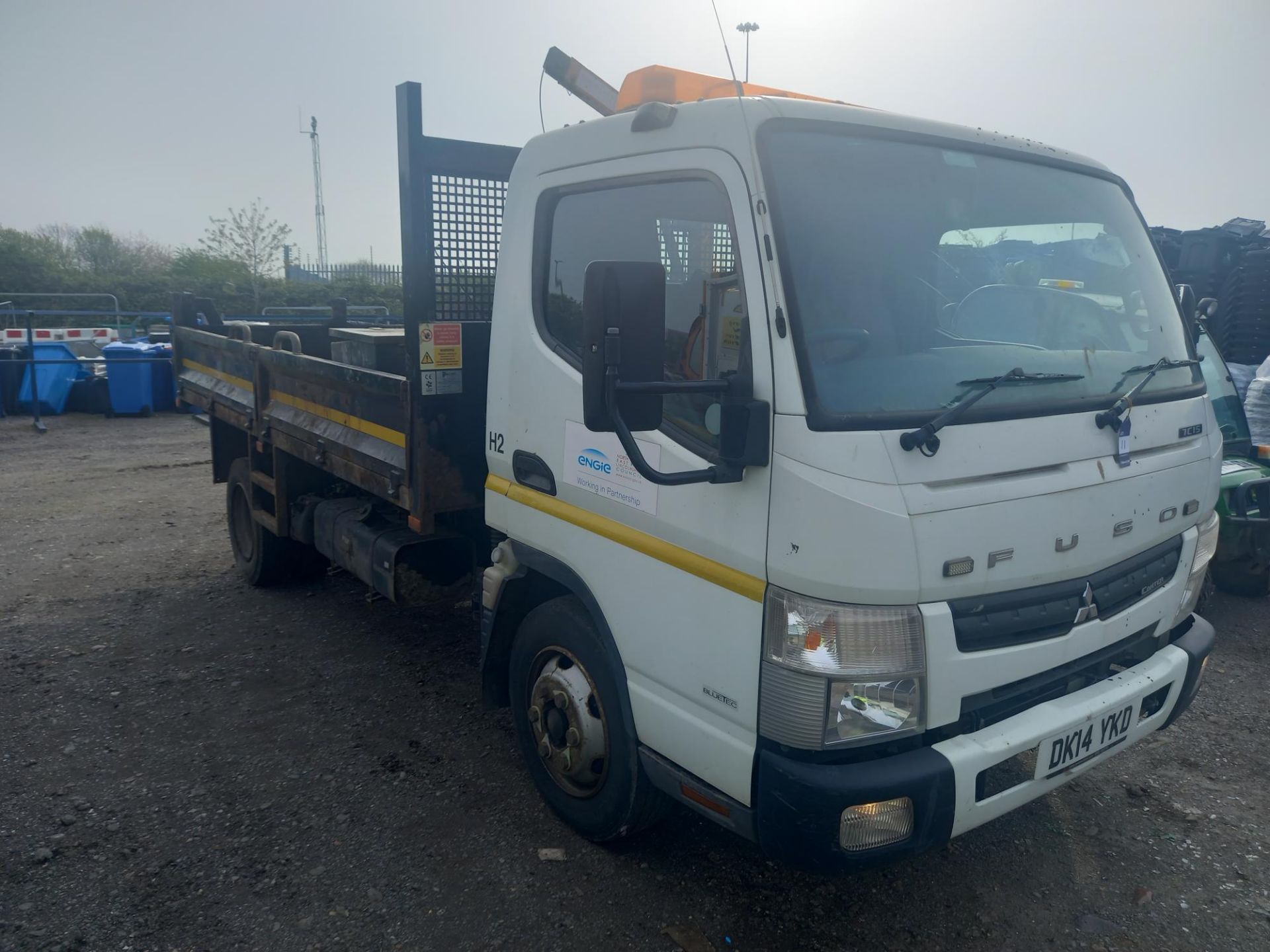 Fuso Canter 7C15 7.5T Tipping Lorry - Image 3 of 9