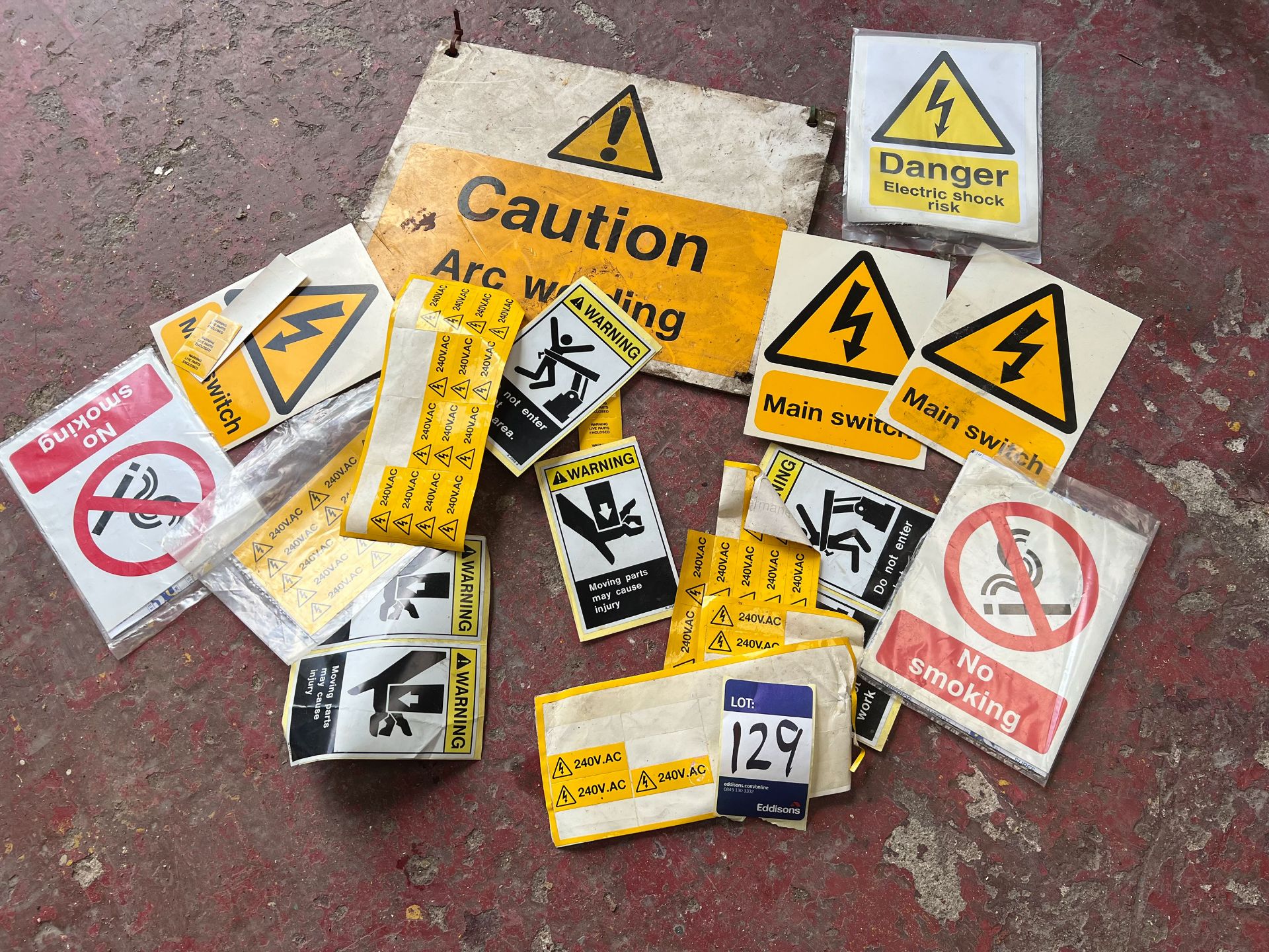 Amount of Warning signs and stickers