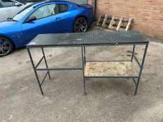 Work bench to go in a Van 167cm L ong