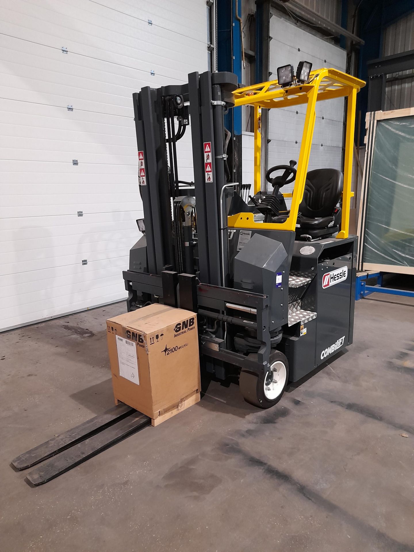 Combilift CBE3000 Forklift truck, Rated Capacity 3000kg, Serial number 65129, Year 03/2022, Keys: 1, - Image 2 of 10