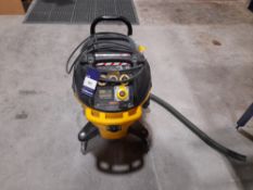 Dewalt DWV902M portable dust extractor / vacuum, 110V