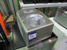 Cuisinart GU513TW benchtop ice cream maker, 240V (Location – Gateshead)