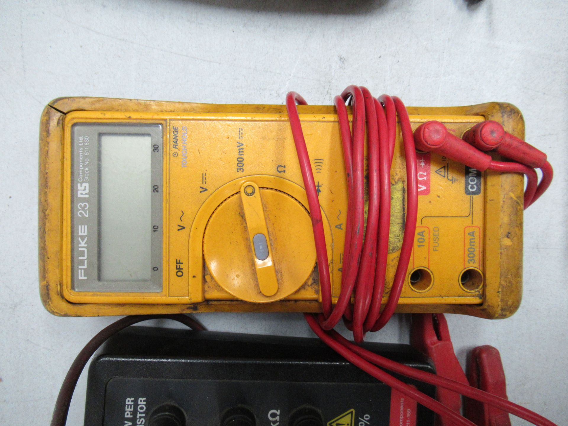 Electronic Testers from Fluke, RS Components and Robin - Image 4 of 9