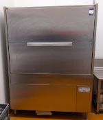 Comenda GE1005H RCD Stainless Steel Commercial Dishwasher, Serial Number GQ0012330117, with