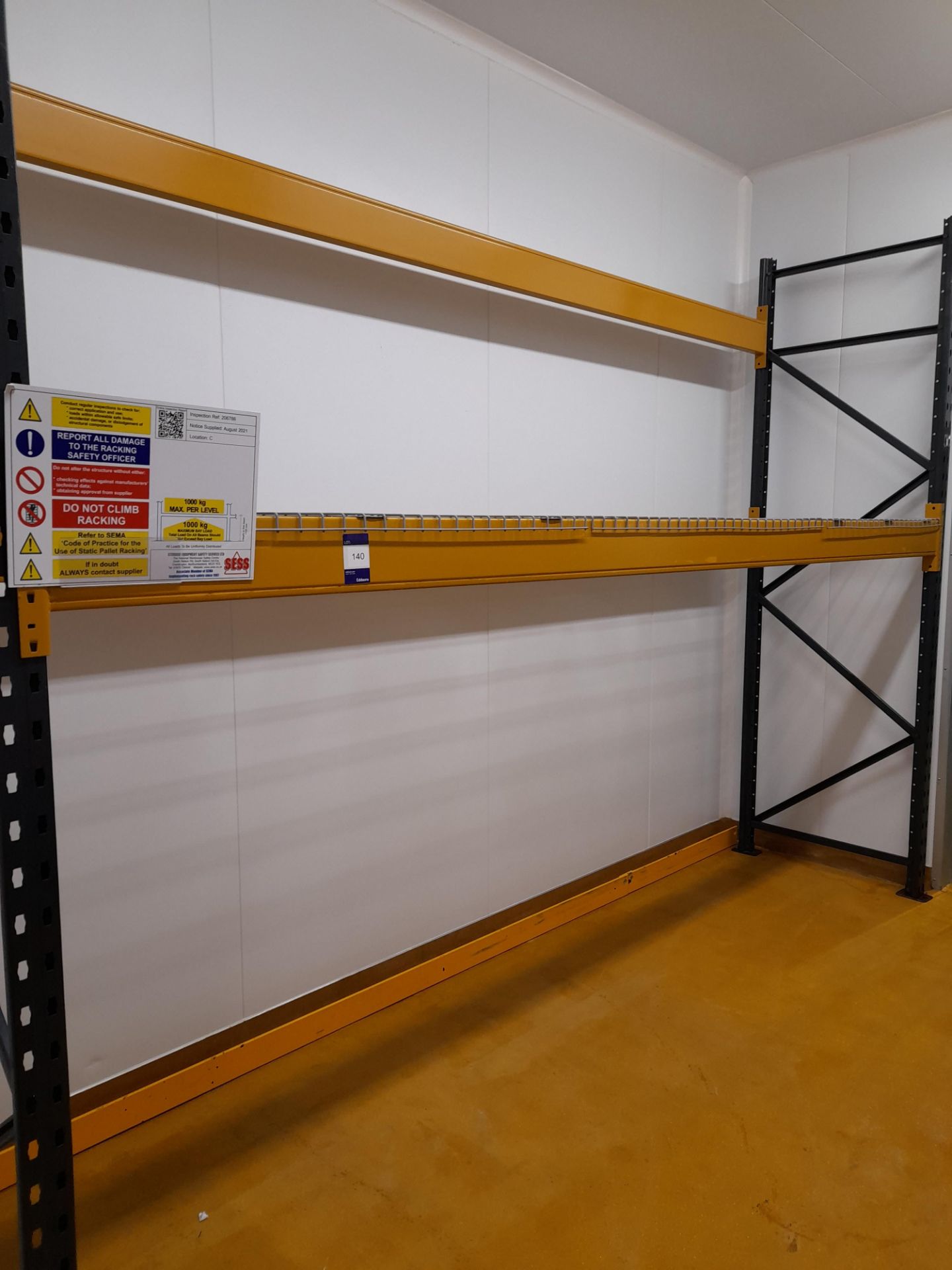 2 x Bays of Link 51M pallet racking, comprising 4 x uprights (3000mm), 6 x cross beams (3900mm) (