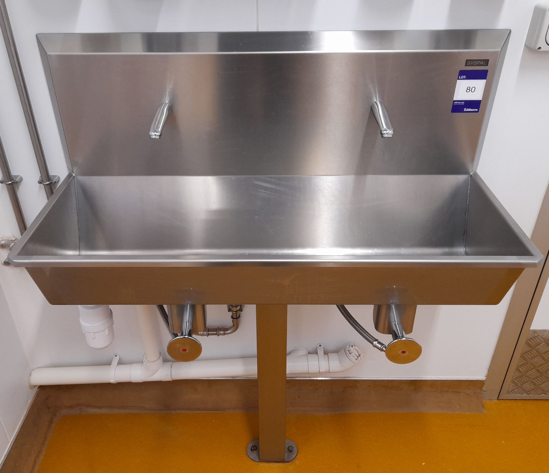 Syspal Stainless Steel Knee Operated Twin Hand Wash Station (1040 x 400) – Disconnection by