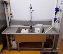 Syspal Large Stainless Steel Deep Sink Unit, with 2 x Compack DJRE5 0.8 5.5Y Dispensing System (1800