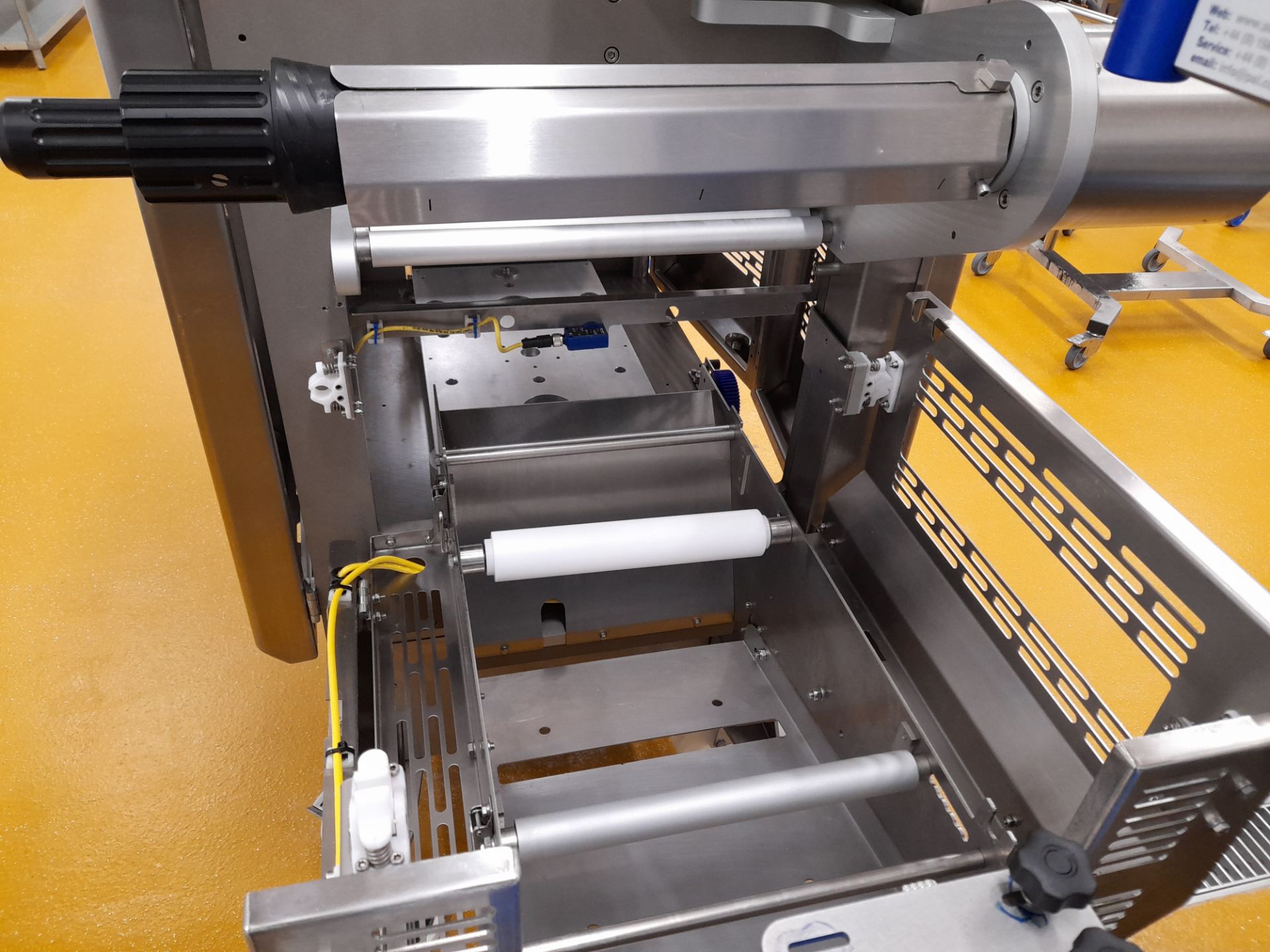 Packaging Automation Eclipse EC3/4 Automatic Tray Sealer, Serial number 00119 (2017) fitted - Image 7 of 11