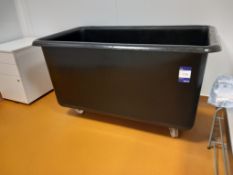 Mobile plastic bin with bin liner frame