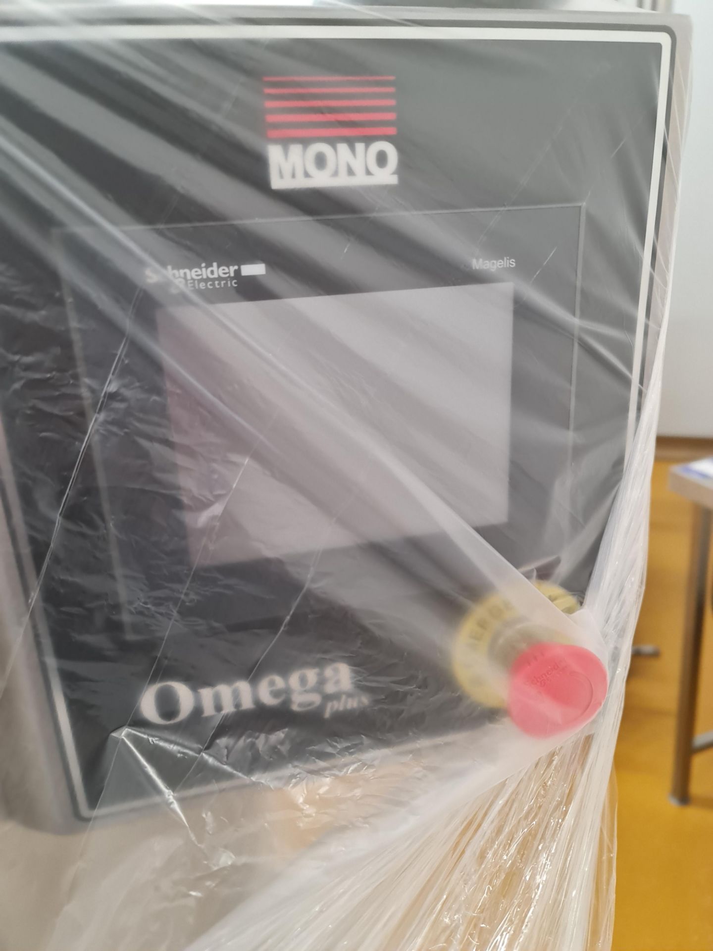 Omega model FG079-400/450Plus Base Machine, serial number 2000312025 (sold subject to finance