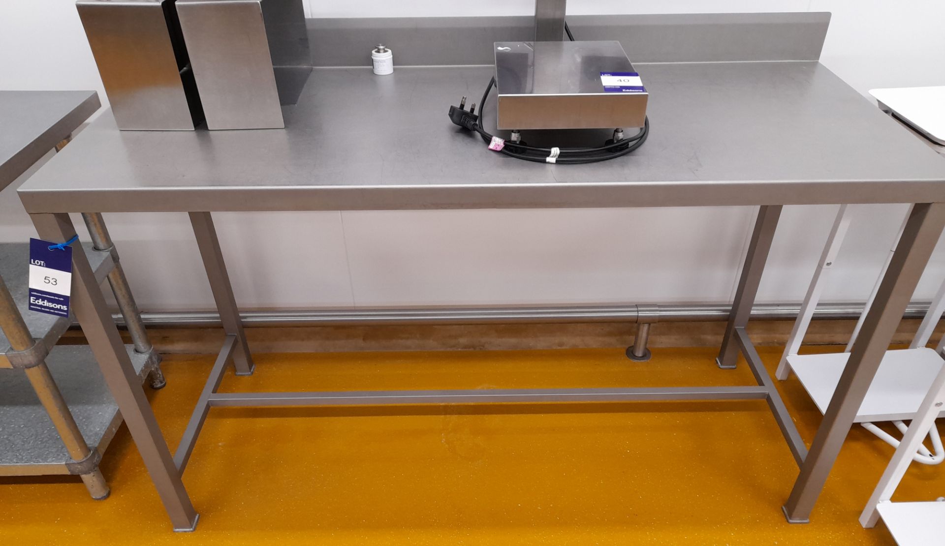 Stainless Steel prep table (1500 x 620)