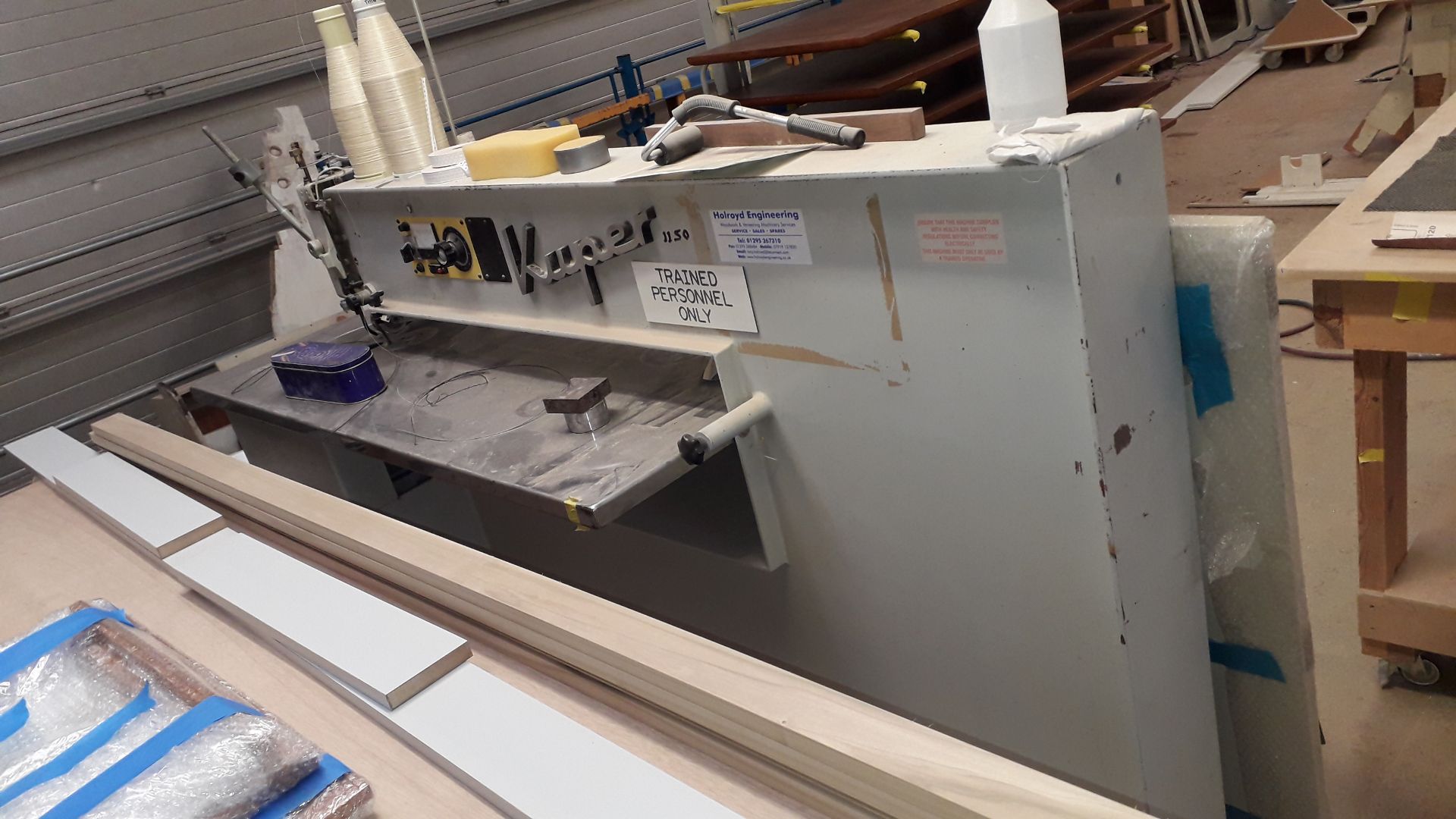 Kuper 1150 Veneer Splicer (Requires repair advised that Heating and Glue element are not