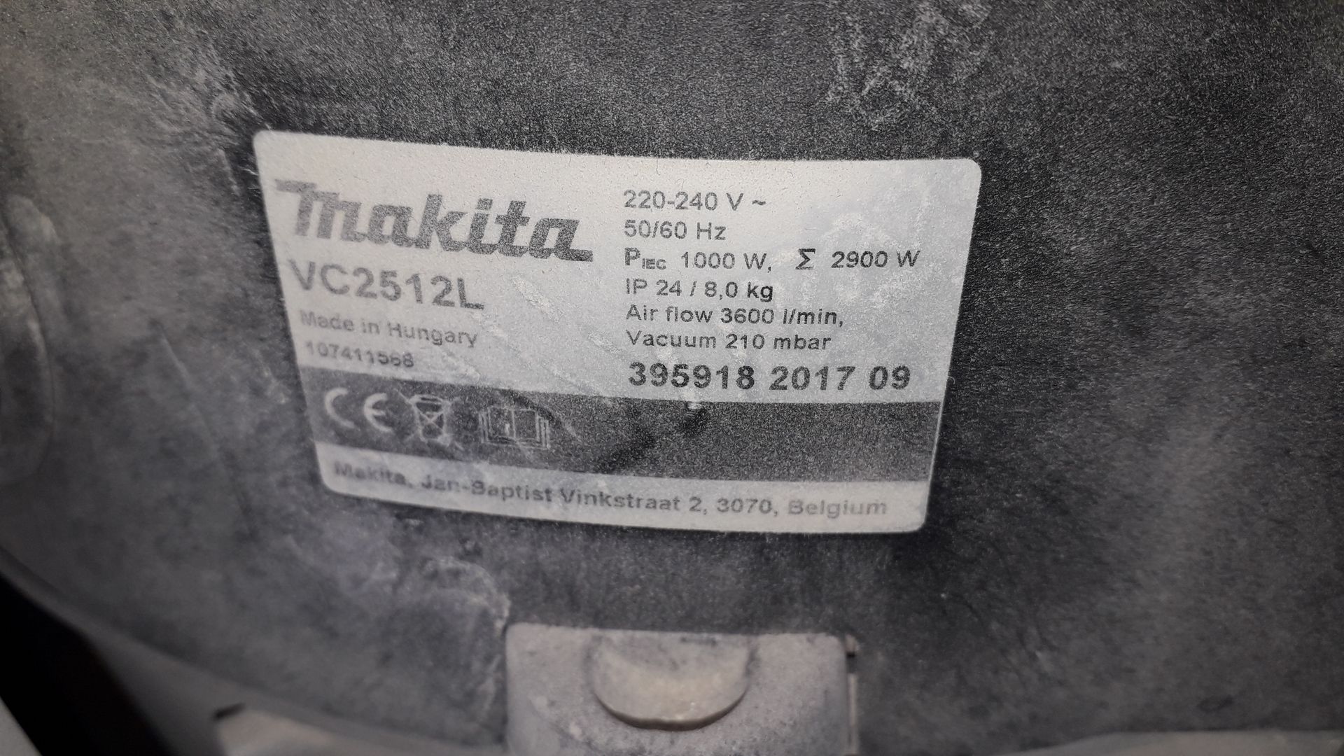 Makita VC2512L Wet & Dry Vacuums, (2017) S/N 395918 - Located on 1st Floor - Image 2 of 2