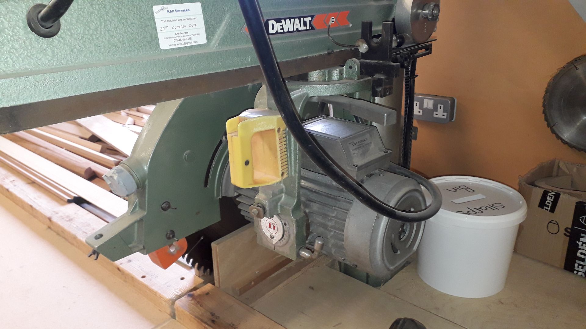 Dewalt 1635/6L Radial Arm Saw and Timber Constructed Work Bench (Timber stock excluded) – To Be - Image 3 of 6