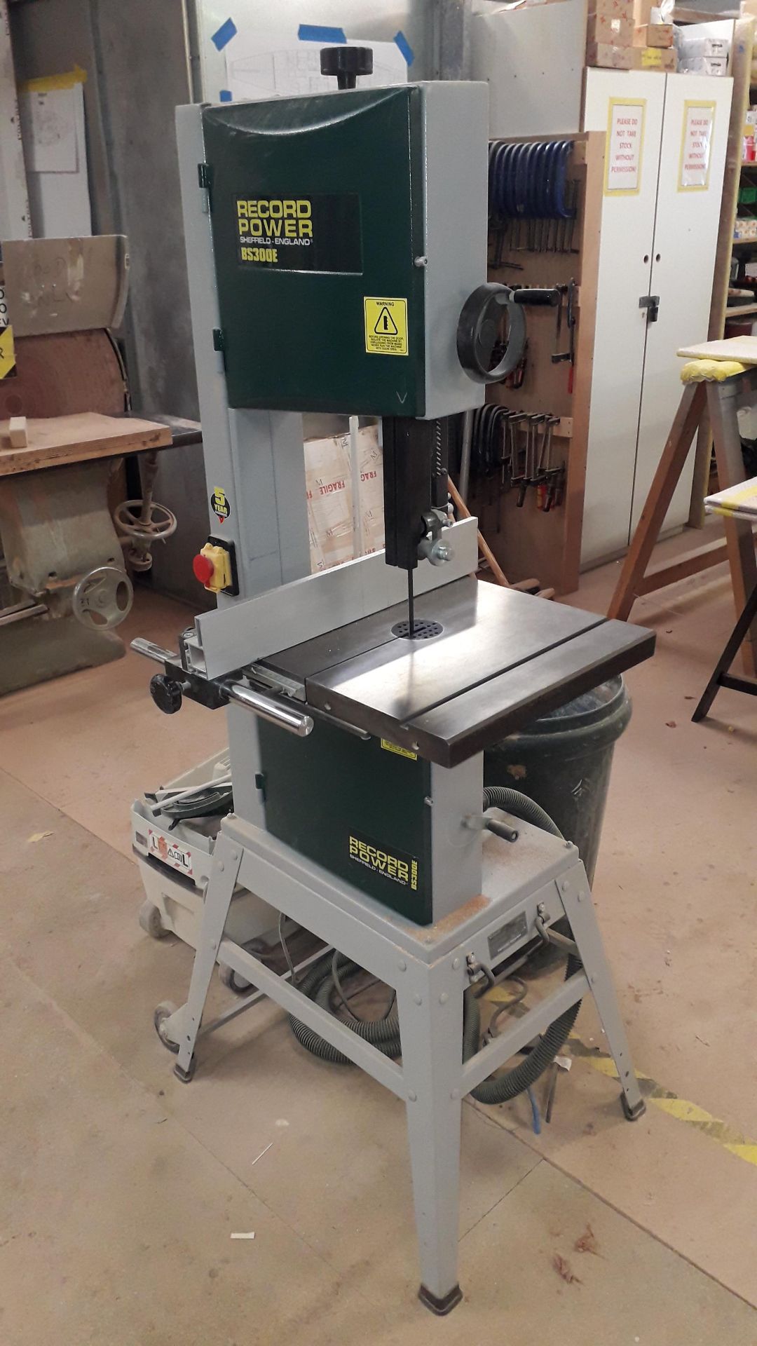 Record Power BS300E Freestanding Bandsaw 240v - Located on 1st Floor - Image 2 of 3