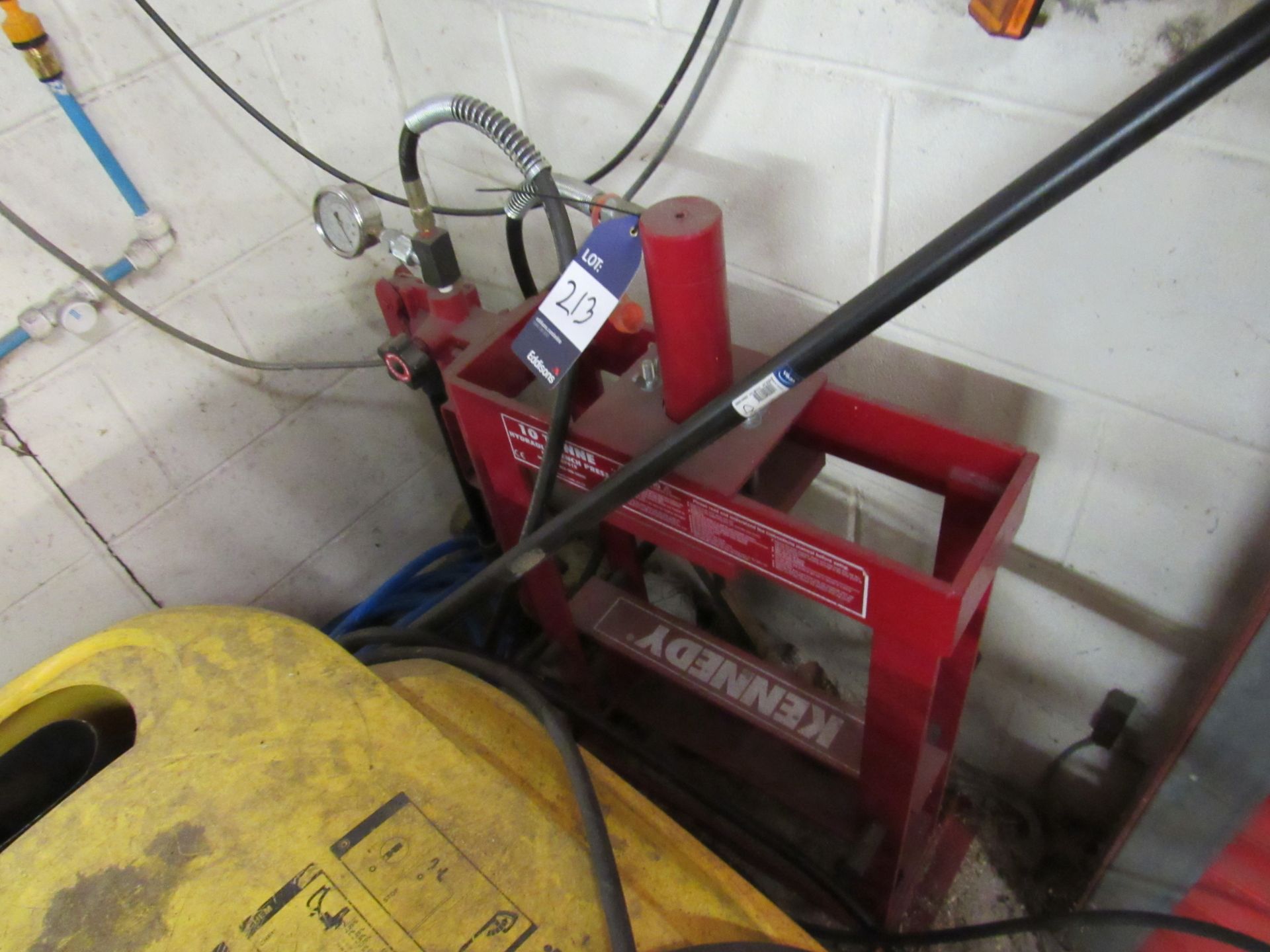 Kennedy 10 ton Hydraulic workshop press - Image 3 of 3