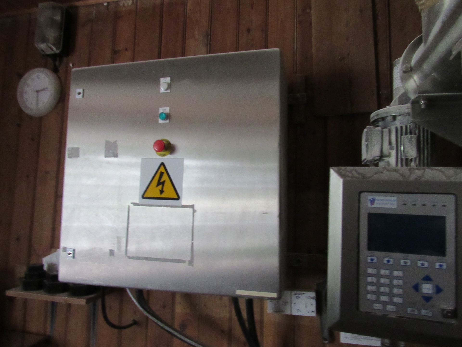 Ward Becker / Guttridge mechanical batch weigher / flour bagging machine with control system - Image 7 of 17