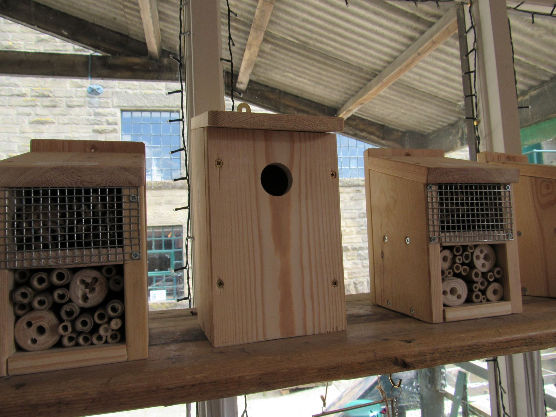 Bird box and 3 insect houses - Image 2 of 2